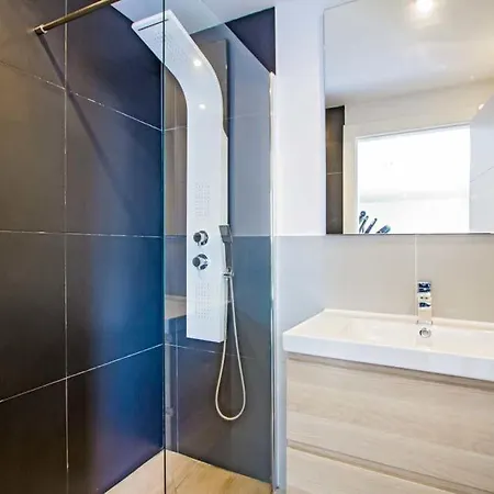 Villa In Playa Blanca Sleeps 8 Includes Swimming Pool Air Con And Wifi Playa Blanca (Lanzarote)